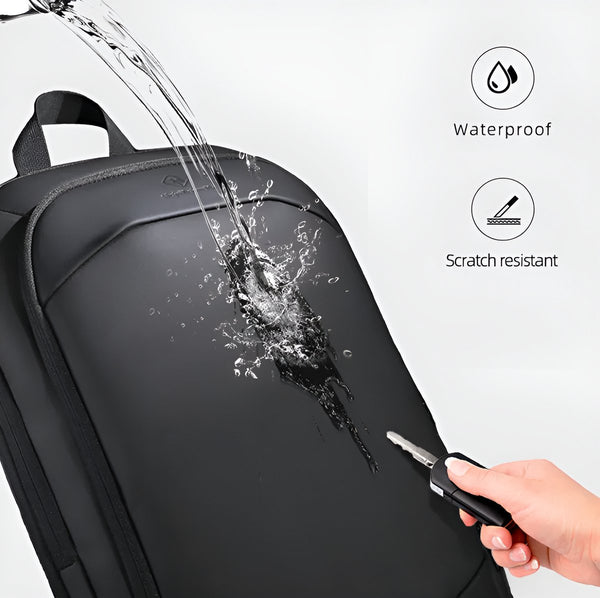 Laptoprugzak 17 inch met USB-poort en waterdicht polyester - 4 Kleuren